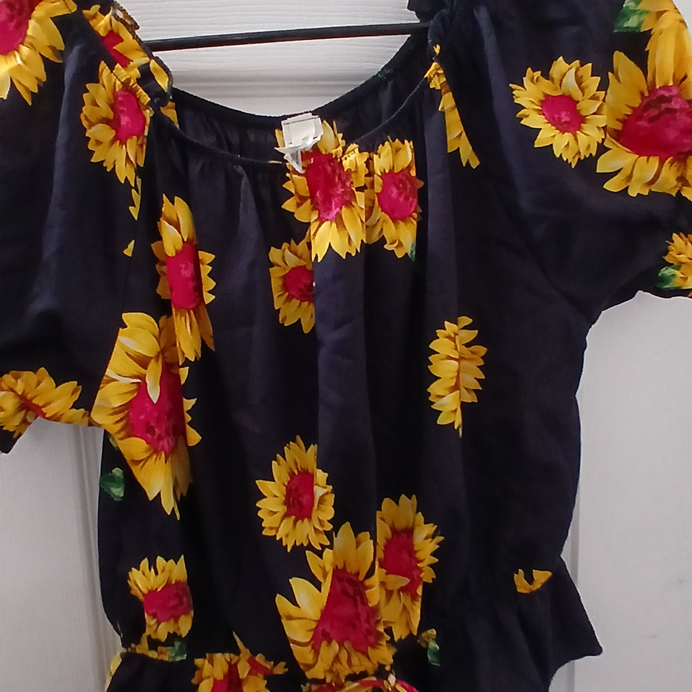 Floral Sunflower Print Women's Top